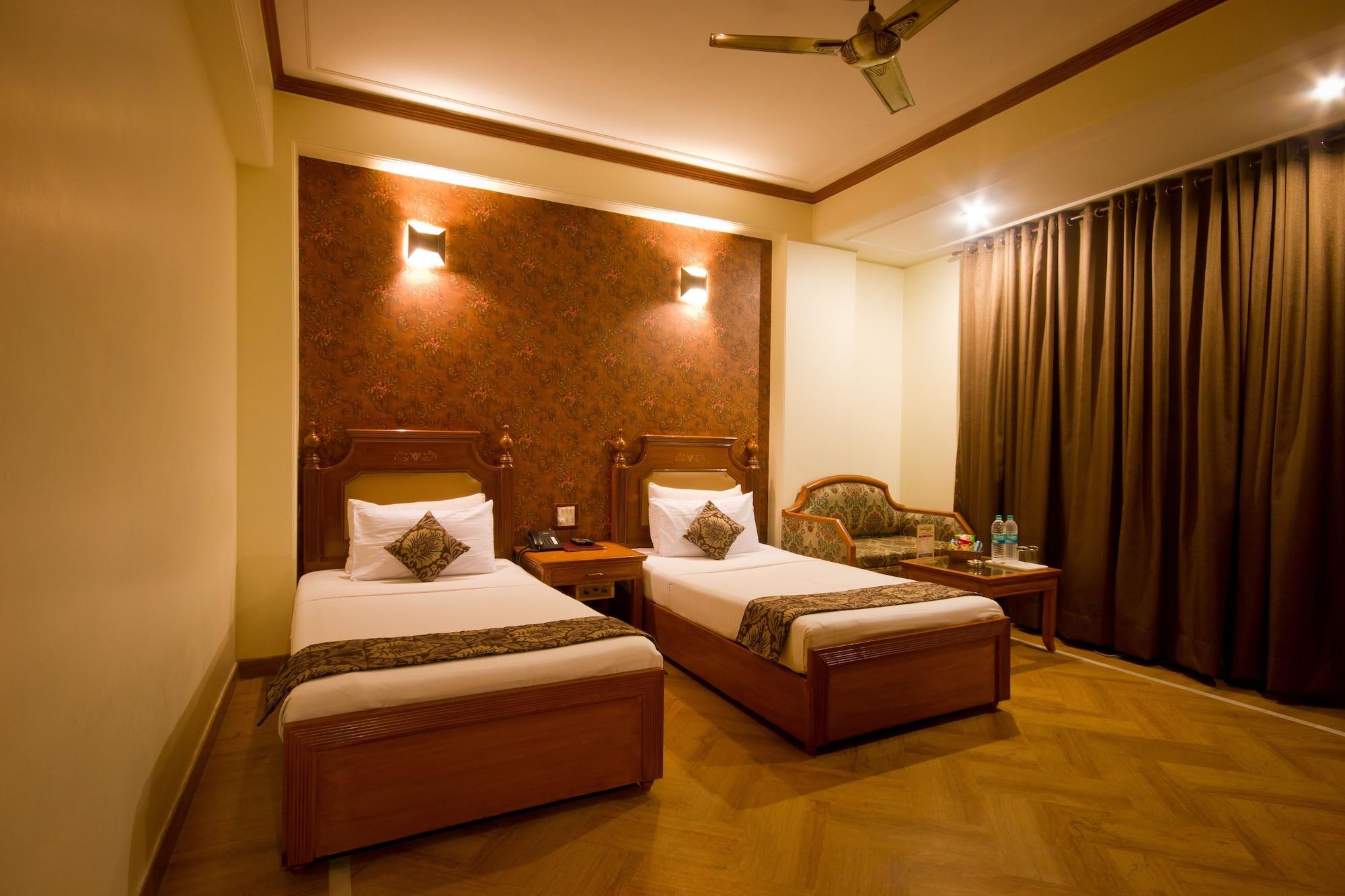 Hotel Sunstar Grand Dillí Exteriér fotografie
