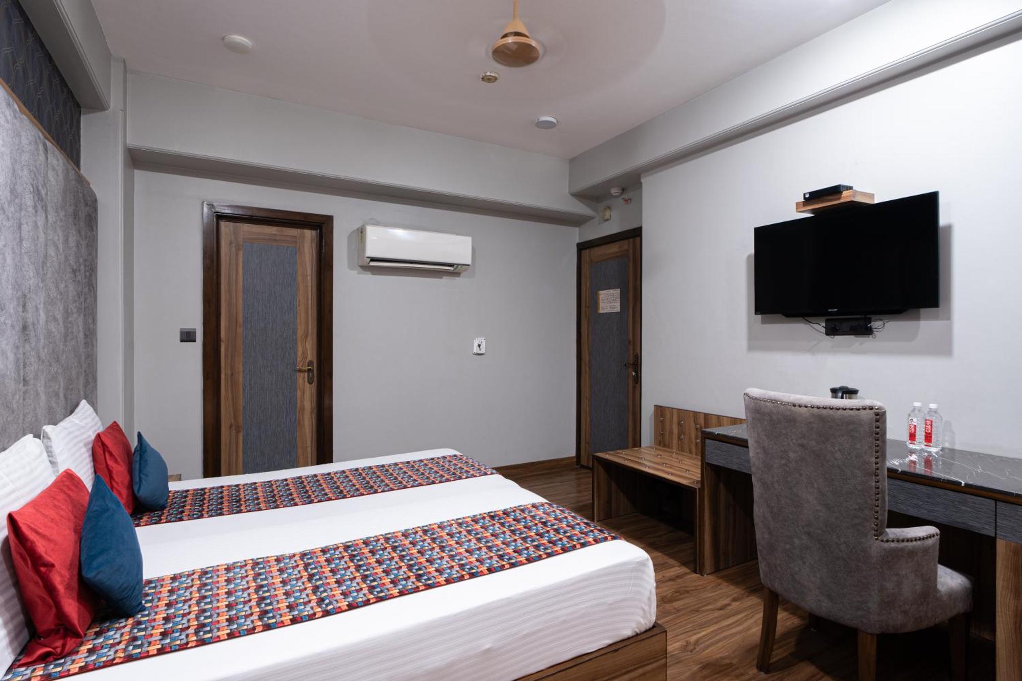 Hotel Sunstar Grand Dillí Exteriér fotografie