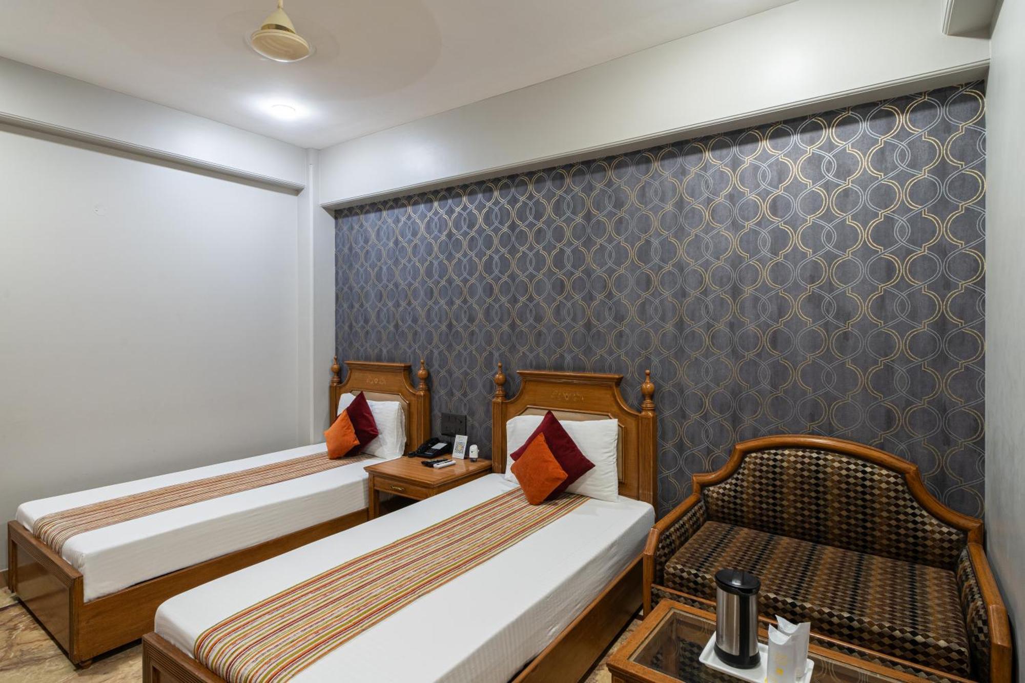 Hotel Sunstar Grand Dillí Exteriér fotografie