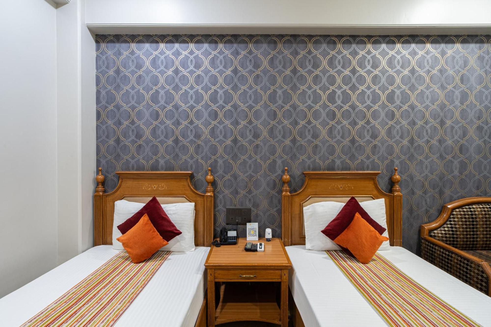 Hotel Sunstar Grand Dillí Exteriér fotografie