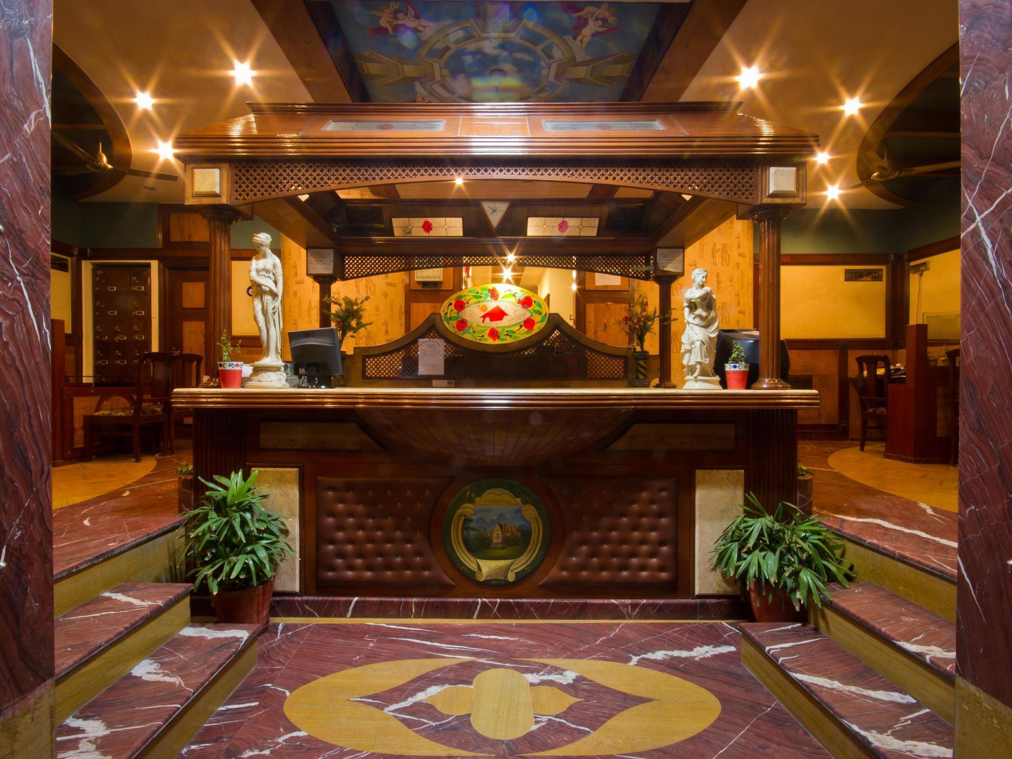 Hotel Sunstar Grand Dillí Exteriér fotografie